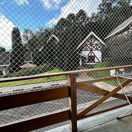 Apartamento Luxo Quatre Saisons Campos do Jordão Exterior foto